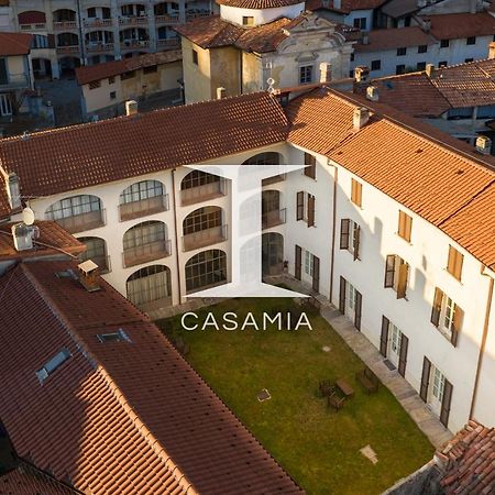 Palazzo Mia By Icasamia It Apartman Castello Cabiaglio Kültér fotó