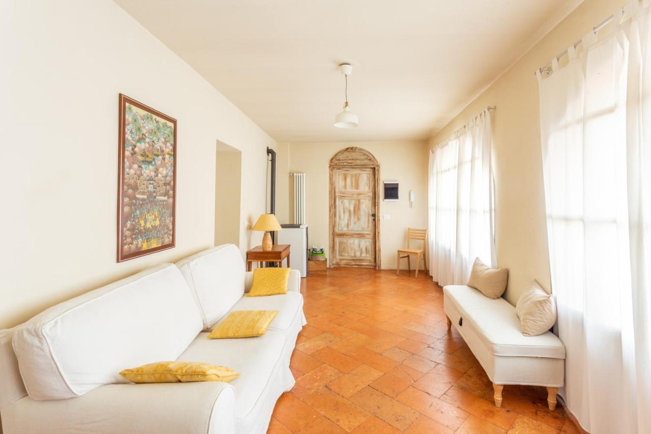 Palazzo Mia By Icasamia It Apartman Castello Cabiaglio Kültér fotó