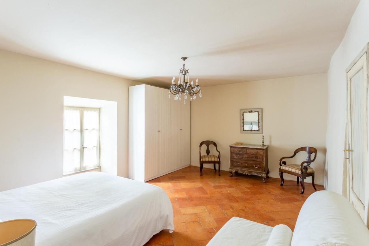 Palazzo Mia By Icasamia It Apartman Castello Cabiaglio Kültér fotó