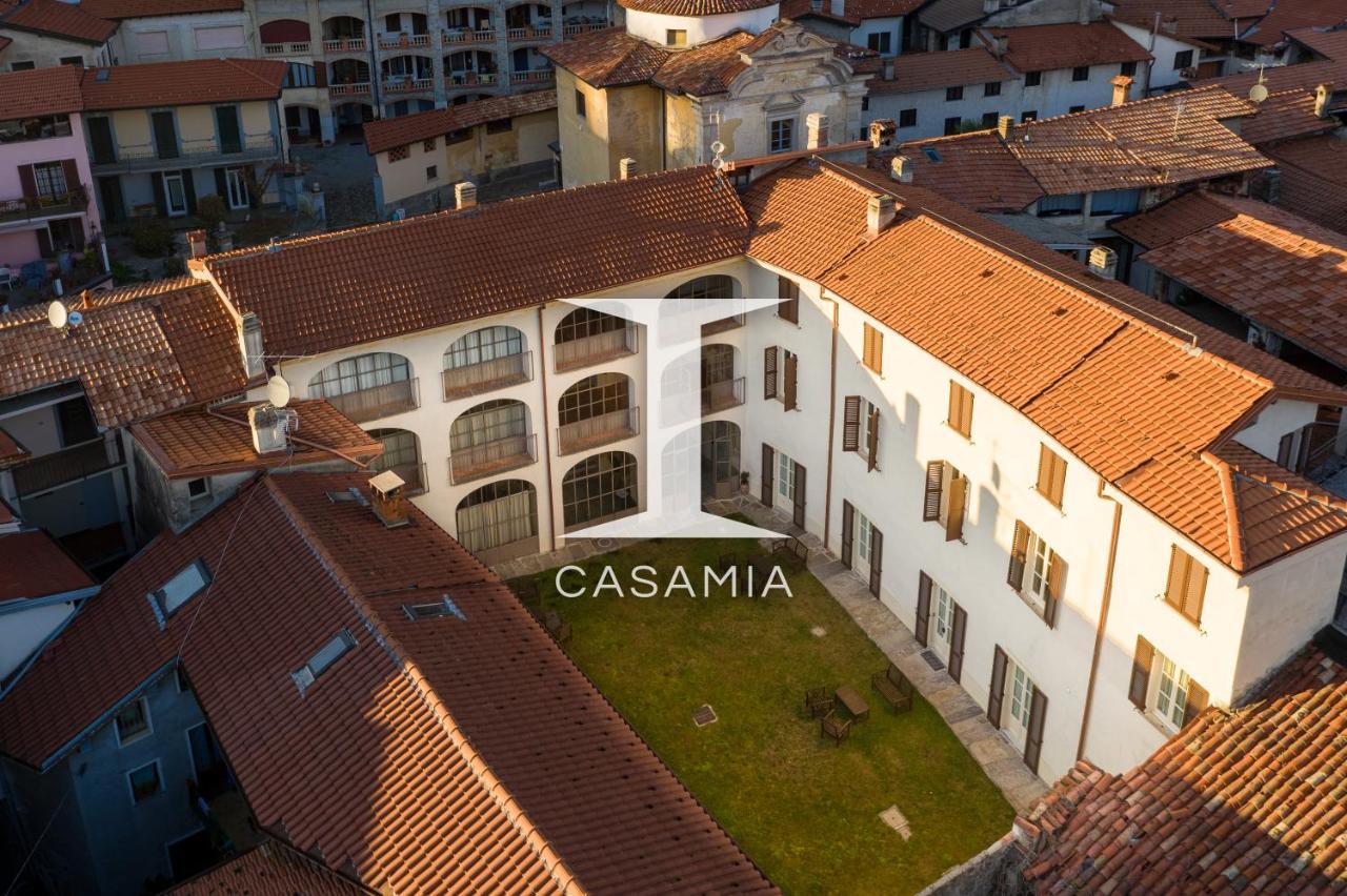 Palazzo Mia By Icasamia It Apartman Castello Cabiaglio Kültér fotó