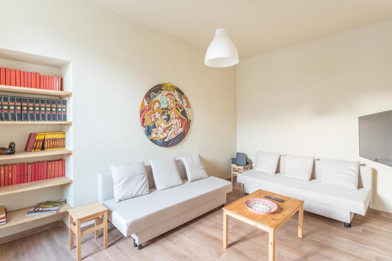 Palazzo Mia By Icasamia It Apartman Castello Cabiaglio Kültér fotó